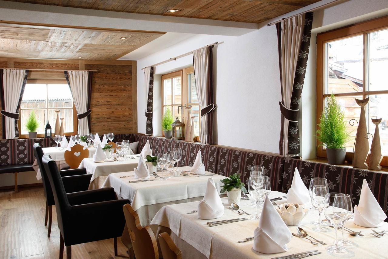 Hotel Gasthaus Edelweiss 프펠데르스 외부 사진
