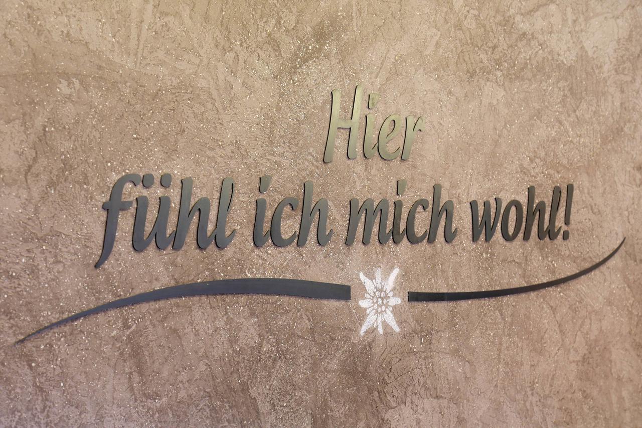 Hotel Gasthaus Edelweiss 프펠데르스 외부 사진